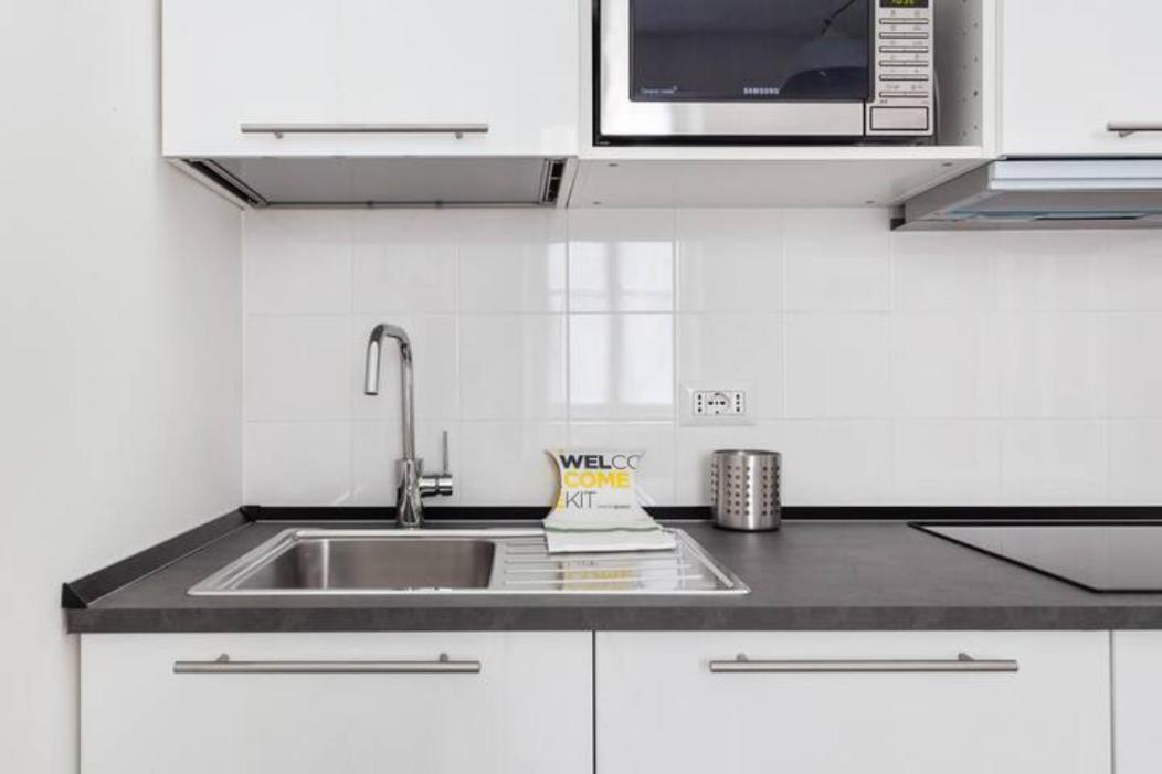 Isola And Zara Comfortable Apartment Mailand Exterior foto